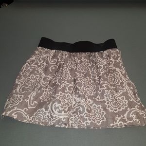 LOFT Skirt - Size 2 - Stretch Waist